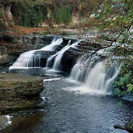 Appartement Im Gruenen Auf Idyllisch Gelegenen Gutshof Und Doch So Zentral